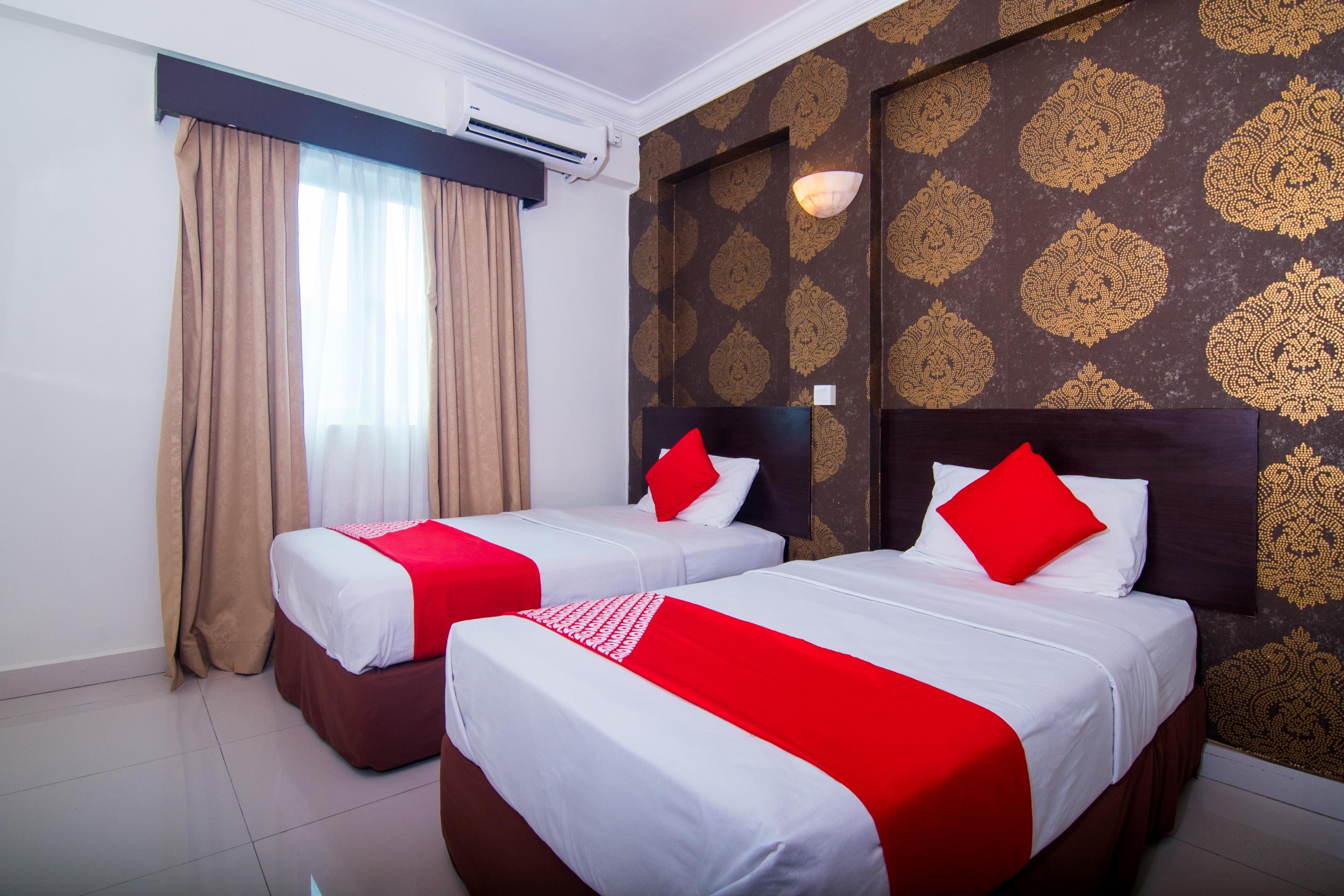 Sea Princess Hotel Телук-Баханг Экстерьер фото