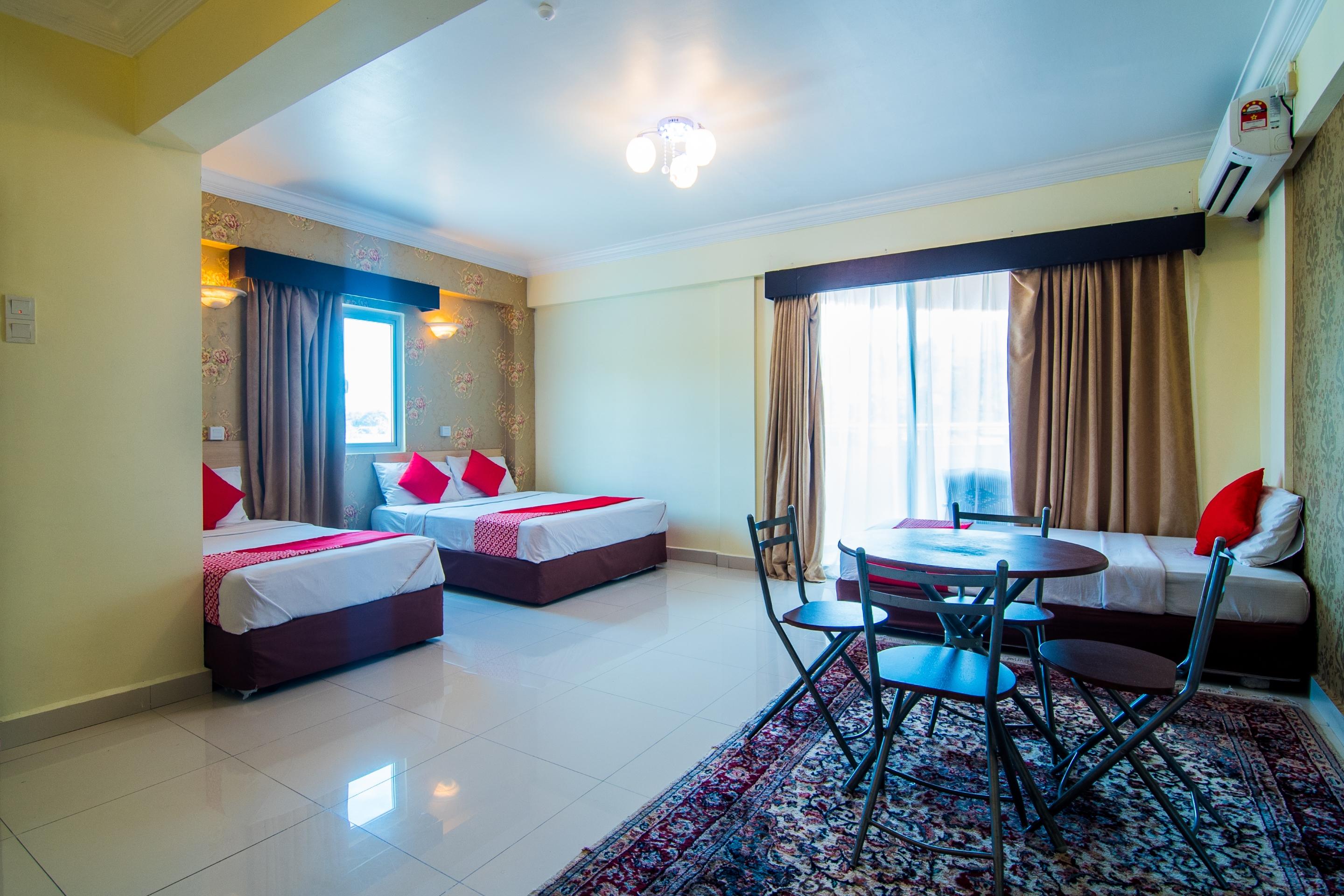 Sea Princess Hotel Телук-Баханг Экстерьер фото