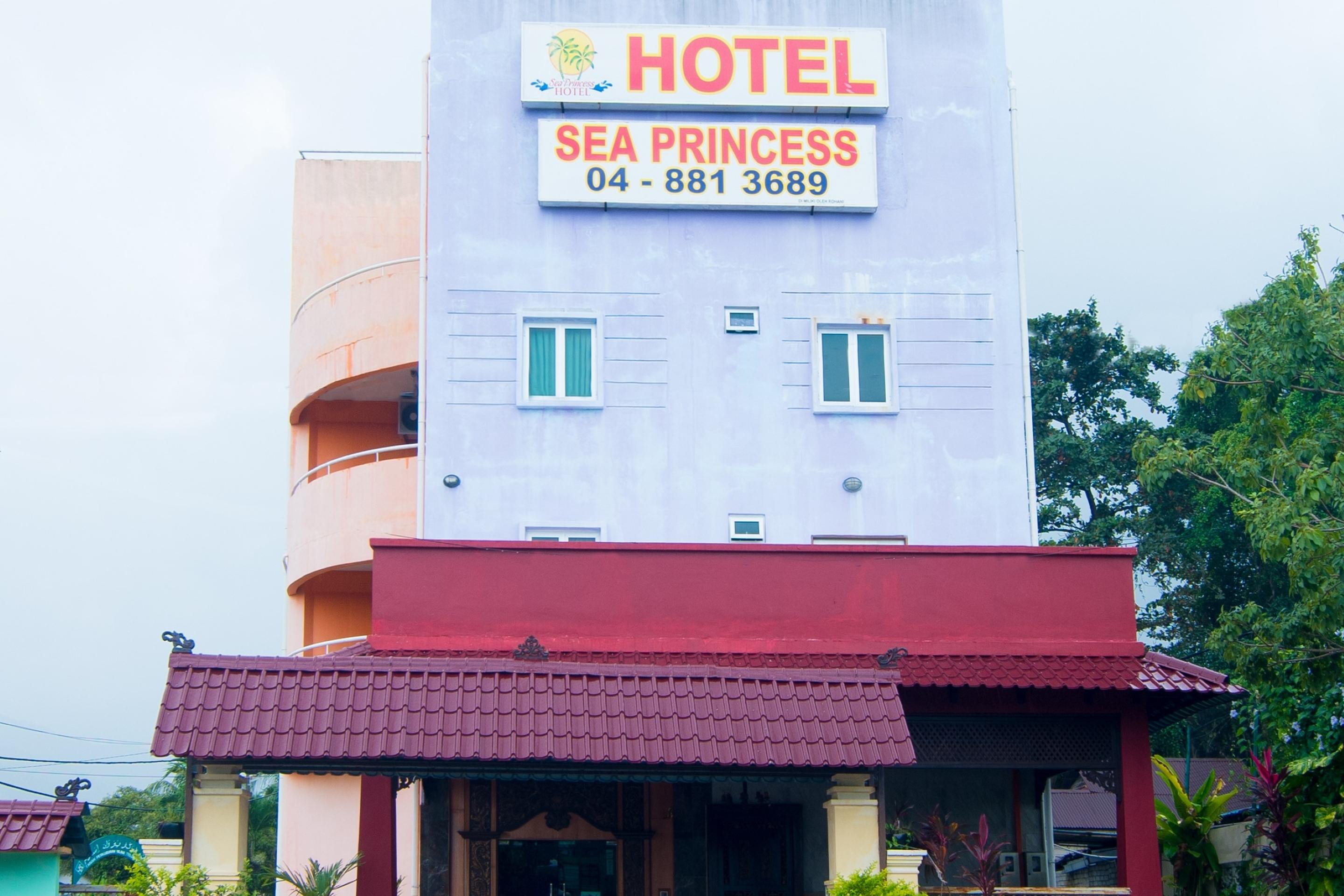 Sea Princess Hotel Телук-Баханг Экстерьер фото